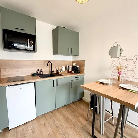 Apartman L'escale Rochelaise Avec Terrasse, Aquarium A 5 Min *